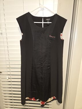 Black Sleeveless Shift Dress with Scallop Hem Detail